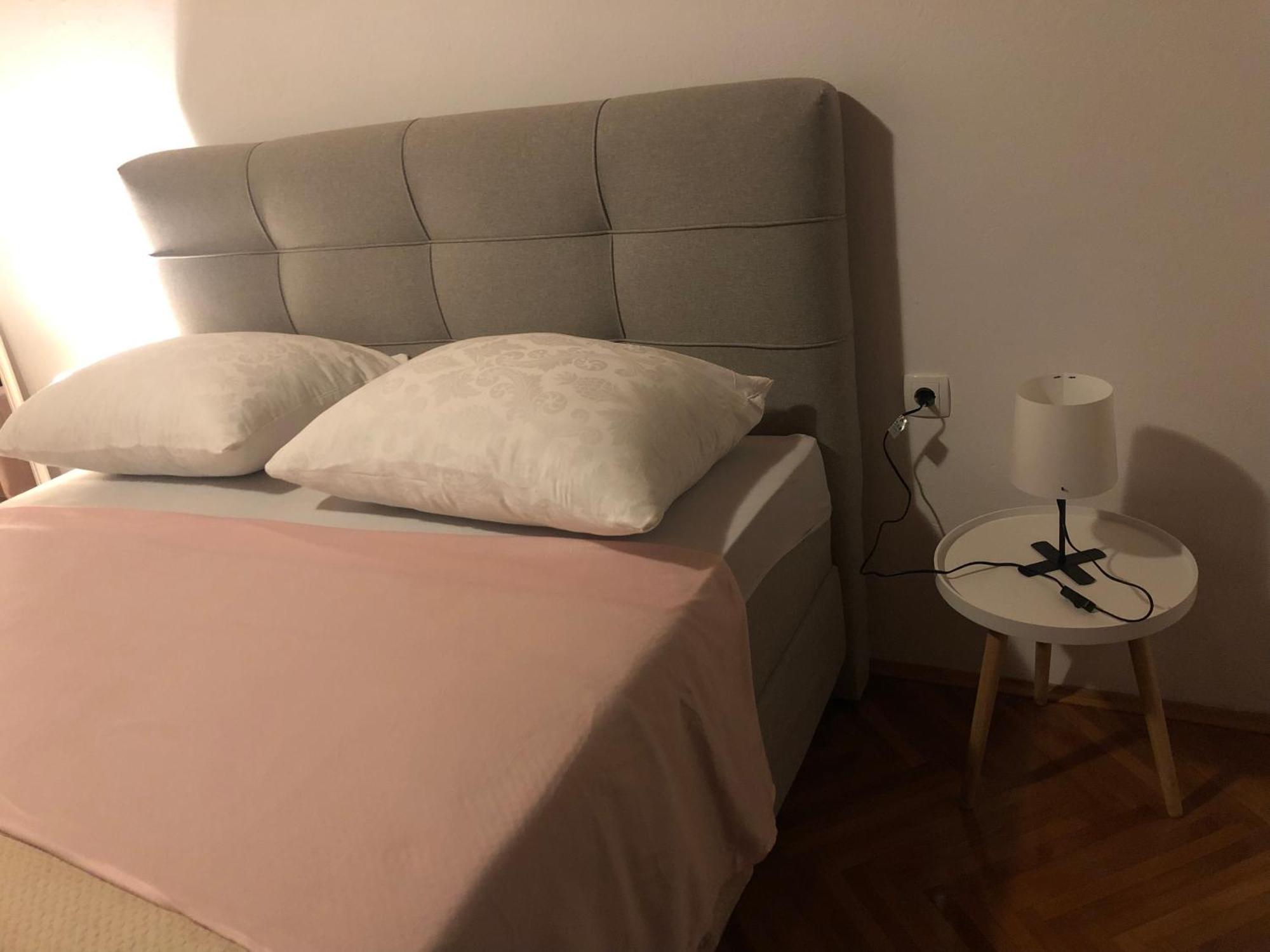 Lorena Zengg Kültér fotó